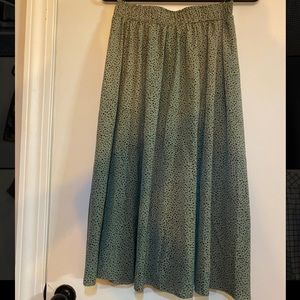 SHEIN maxi skirt - one size - Sage green with black spots
